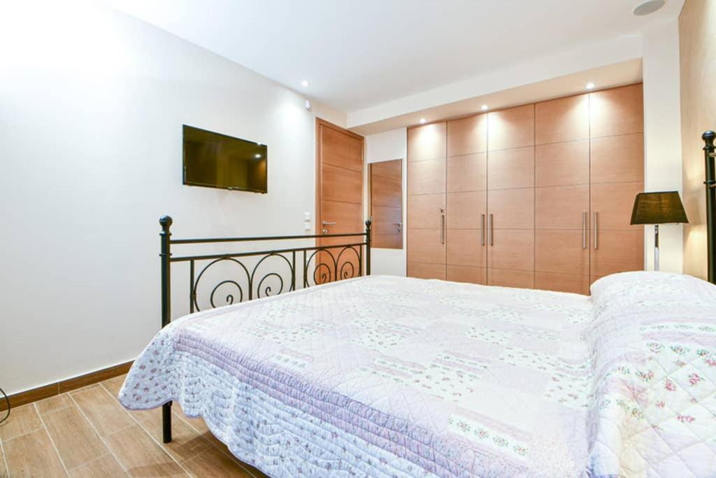 Modern Hospitality, With Private Garden, Athens Apartment Luaran gambar