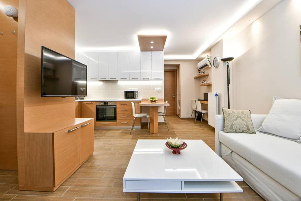 Modern Hospitality, With Private Garden, Athens Apartment Luaran gambar